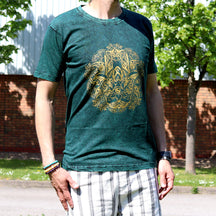 Tops & T-Shirts