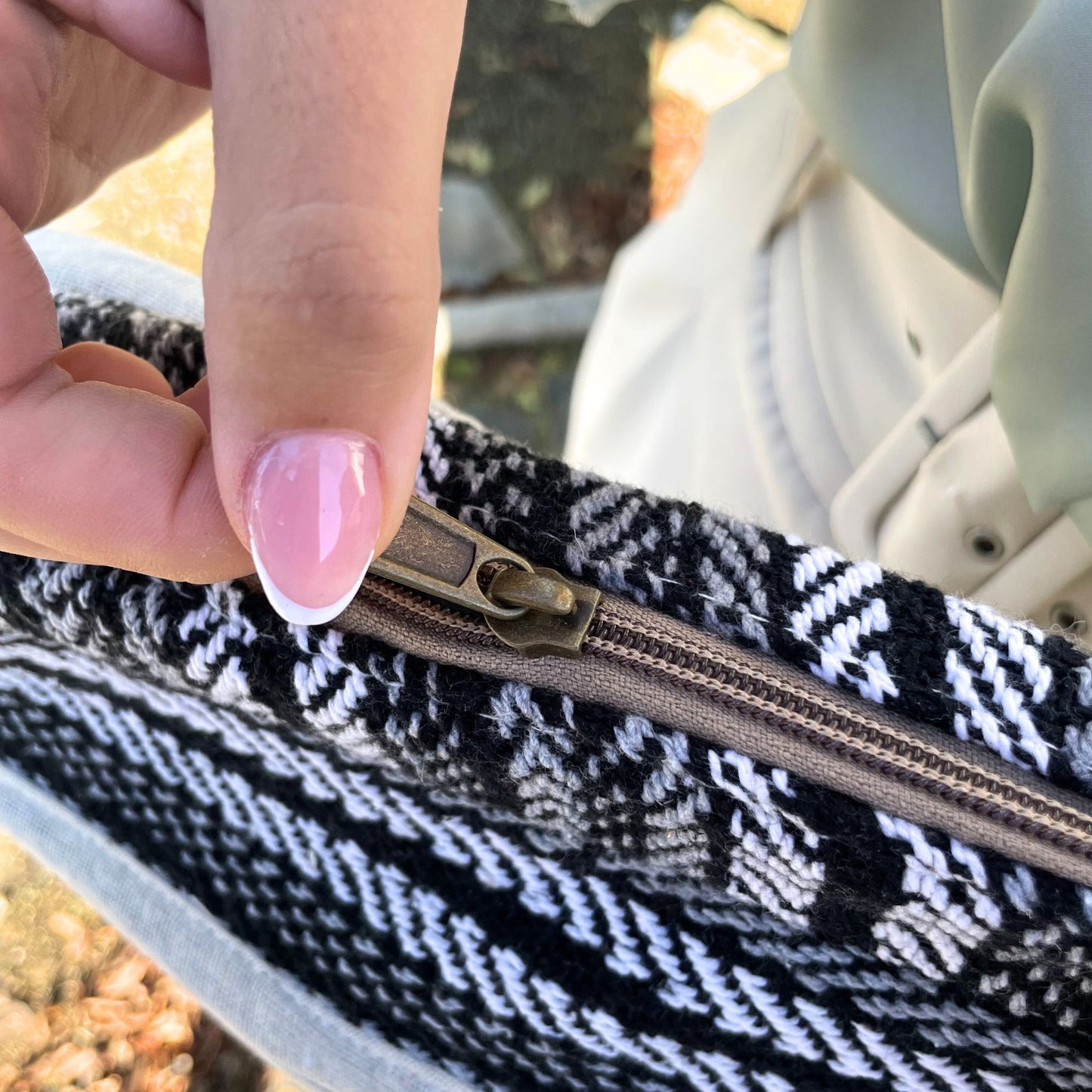 Soft Banjar Laptop Bag - Grey Stripes