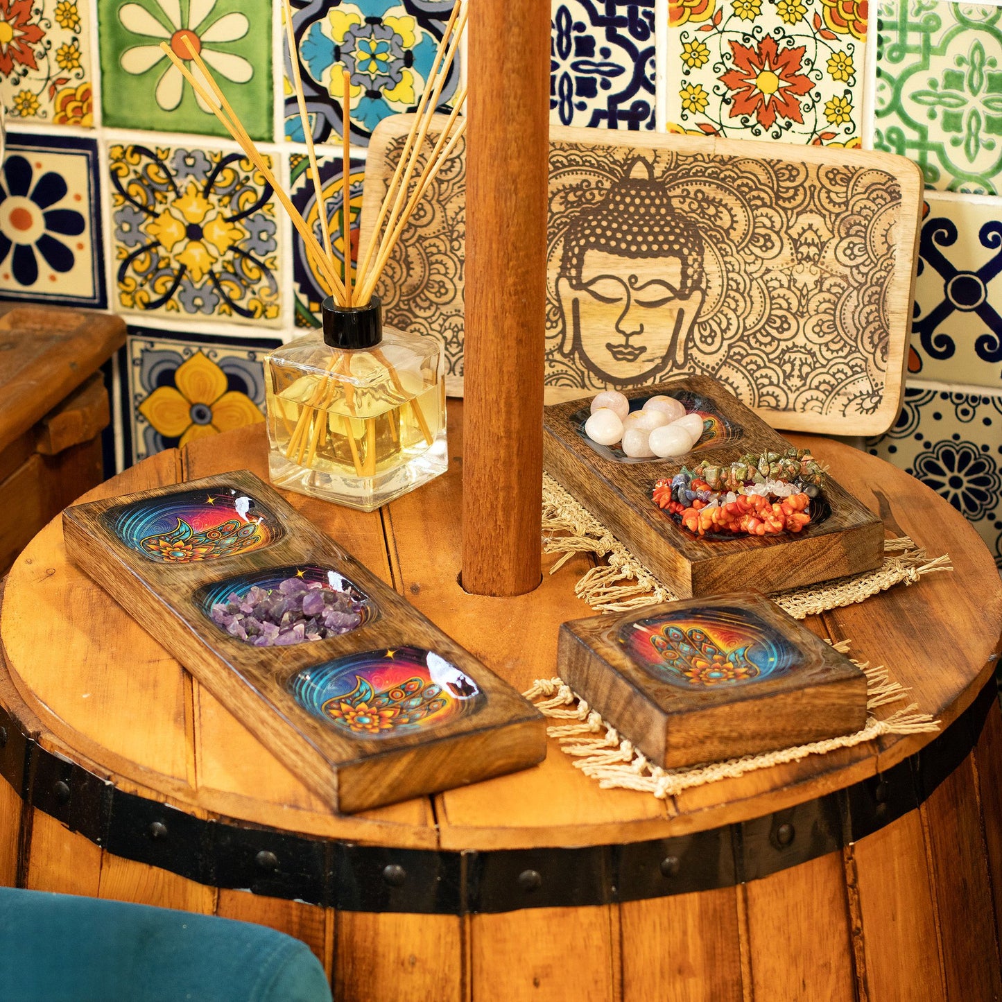 Medium Enamelled Mango Tray Set - Hamsa