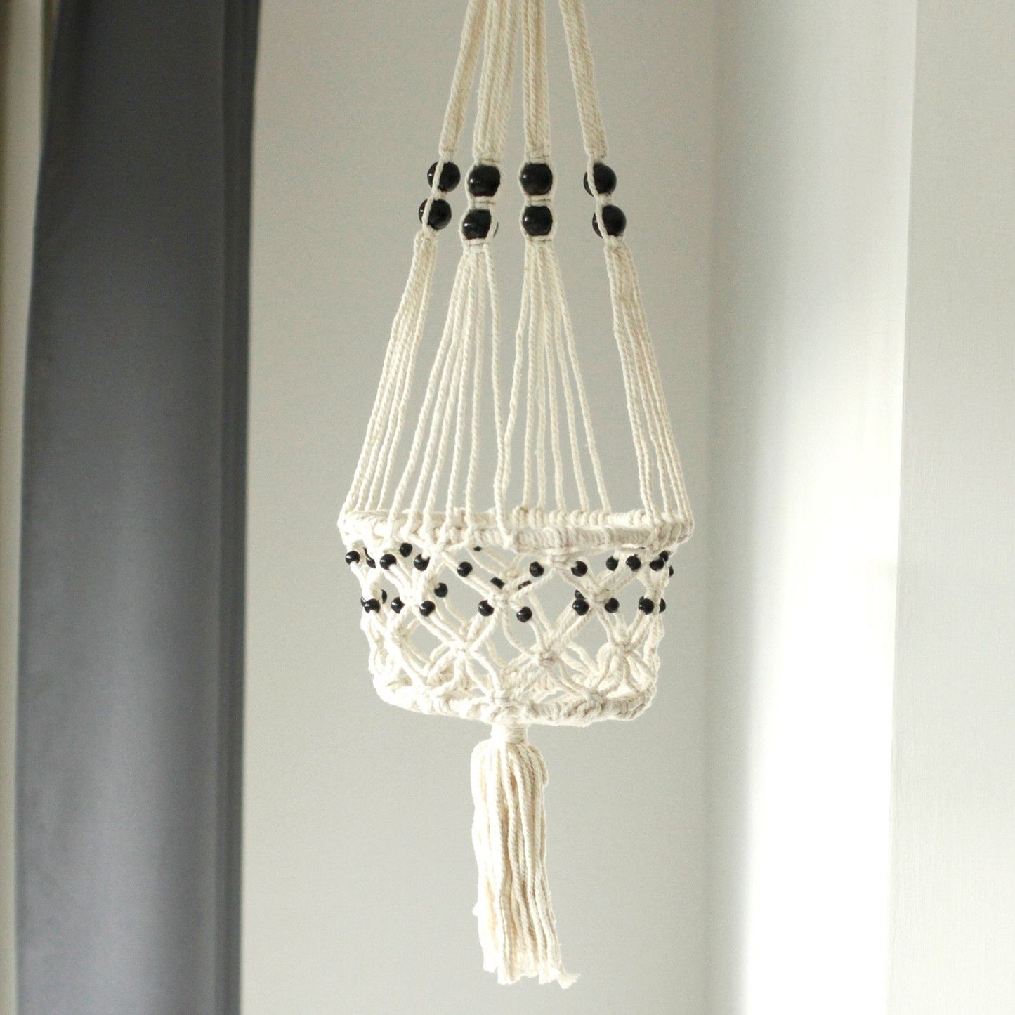 Macrame Pot Holder - Large Single Beaded