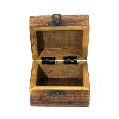 Small Enamelled Box  - Mi Pequeno Mundo