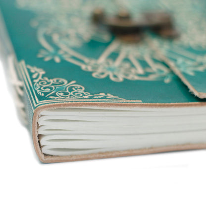 Leather Green Peace with Lock Notebook (18x13cm)