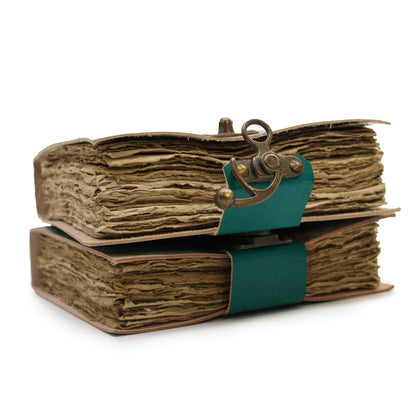 Leather "Bee Kind" Deckle-edge Notebook (18x23cm)